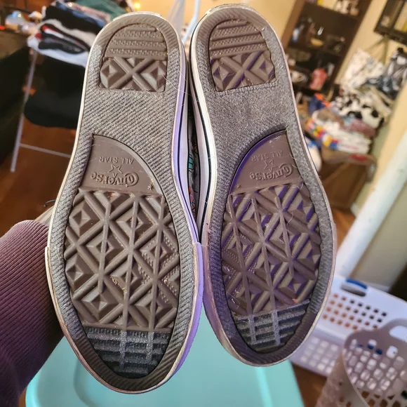 Converse Kids Sneakers with Colorful Bug Print - Picture 6 of 7